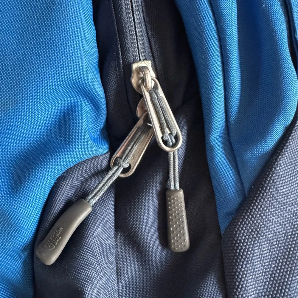 The North Face Vault Backpack Blue Laptop School Bag Travel Daypack